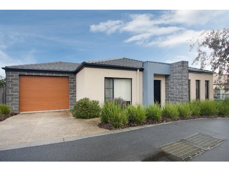 Unit 20 – 27 Jefferson Road, Garfield VIC 3814