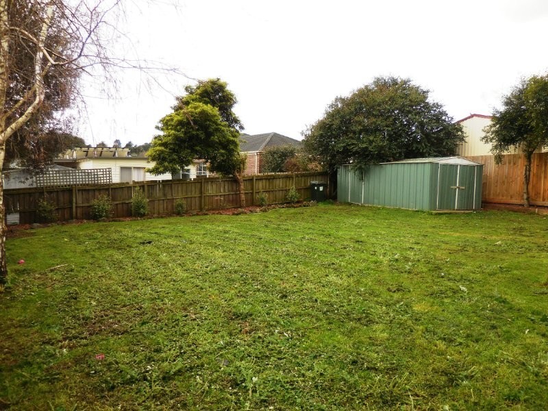 5 Helen Street, Drouin VIC 3818