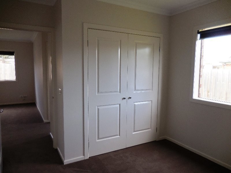 8 Isabella Court, Drouin VIC 3818