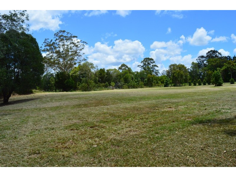 13 Allira Court, Pomona QLD 4568