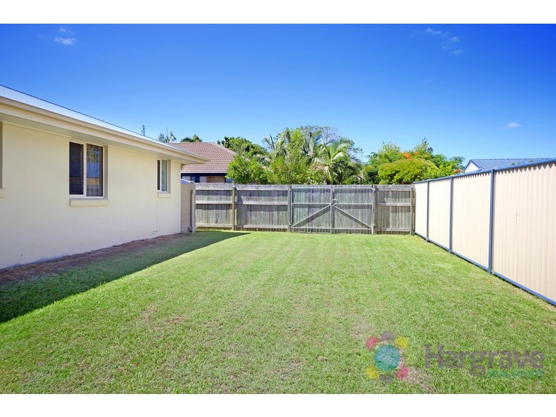 17 Oak Street, Cooroy QLD 4563