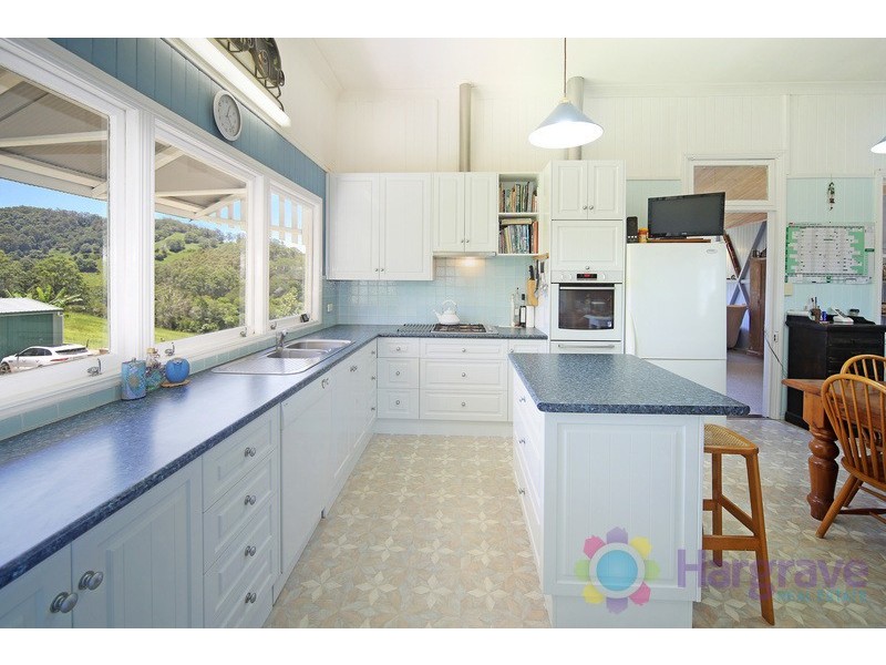 214 Arthys Road, Cooran QLD 4569