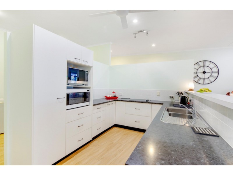 73 Smedley Drive, Pomona QLD 4568