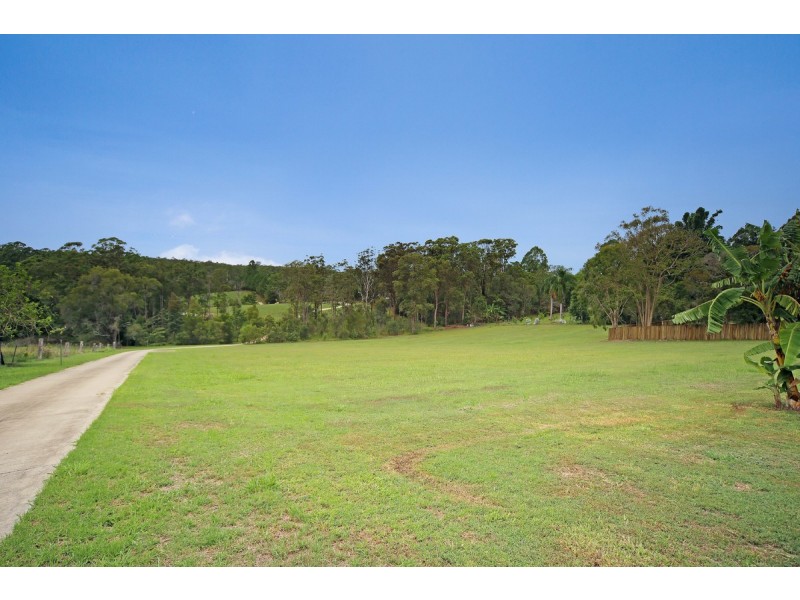 59 Summit Road, Pomona QLD 4568