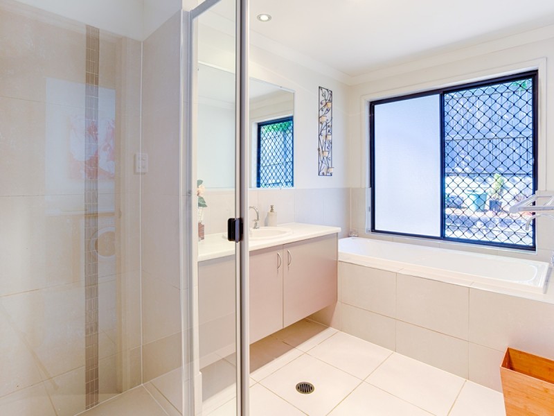 5 Gerrygone Place, Pomona QLD 4568