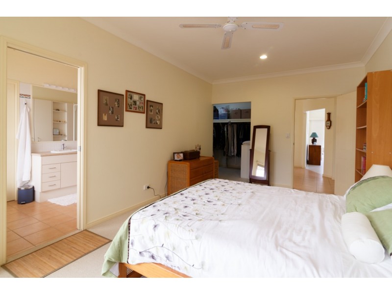 82 Orana Avenue, Pomona QLD 4568