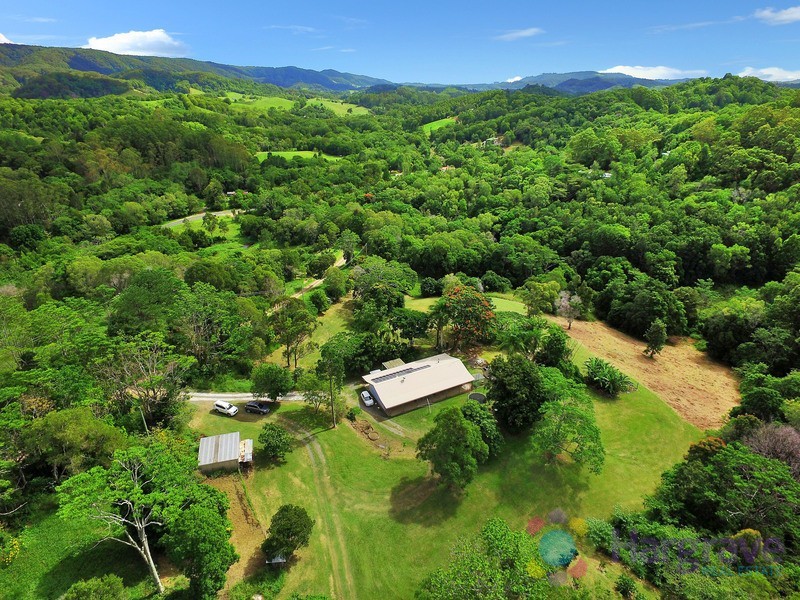 33 Moffat Road, Kin Kin QLD 4571