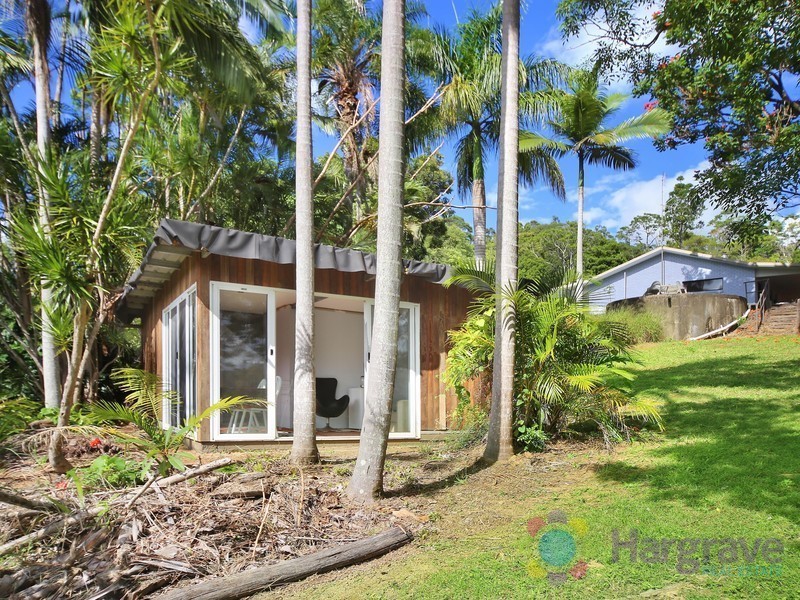 33 Moffat Road, Kin Kin QLD 4571