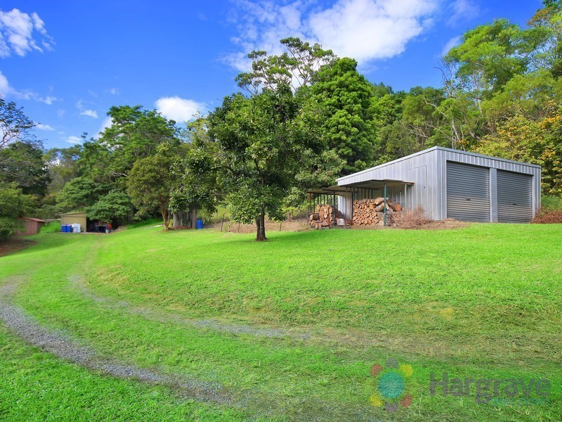 33 Moffat Road, Kin Kin QLD 4571