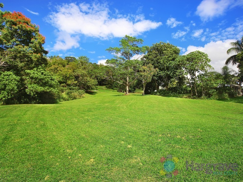 33 Moffat Road, Kin Kin QLD 4571