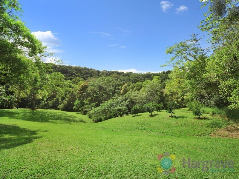 33 Moffat Road, Kin Kin QLD 4571