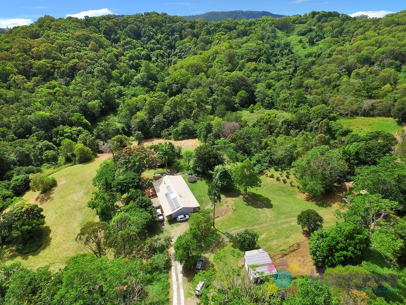 33 Moffat Road, Kin Kin QLD 4571