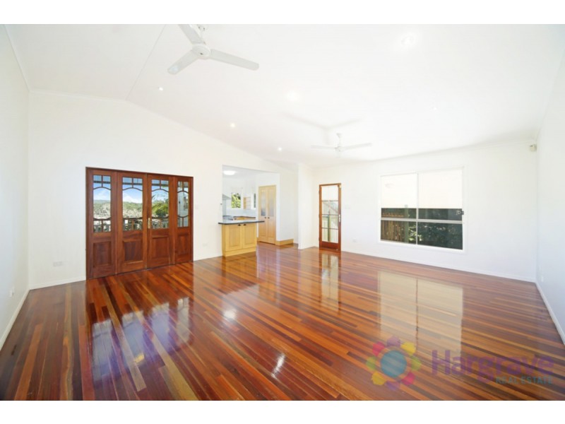 4 Exhibition Street, Pomona QLD 4568