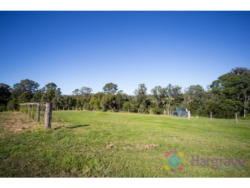 2188 Old Bruce Highway, Coles Creek QLD 4570