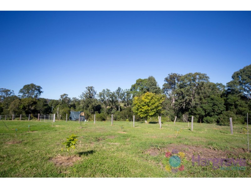 2188 Old Bruce Highway, Coles Creek QLD 4570