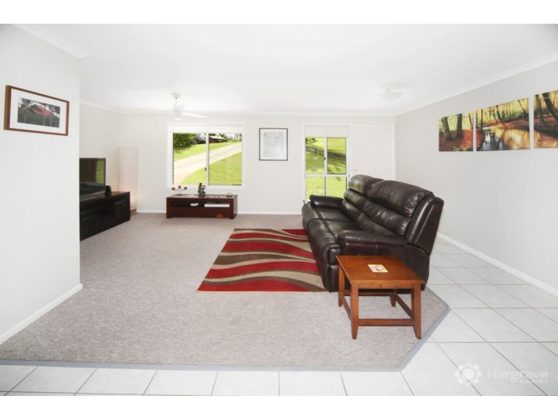 18 Casey Street, Cooran QLD 4569