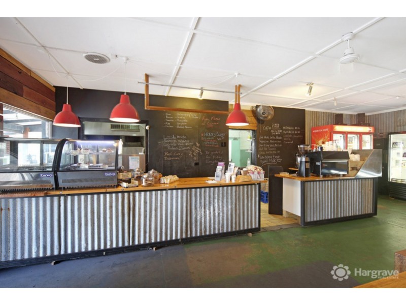 22 Boreen Parade, Boreen Point QLD 4565