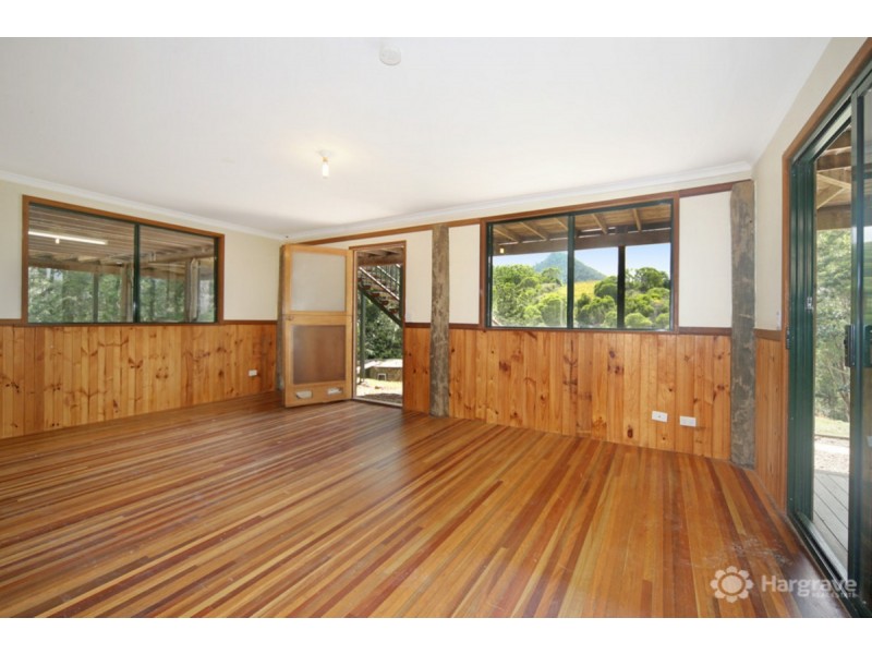 228 Arthys Road, Cooran QLD 4569