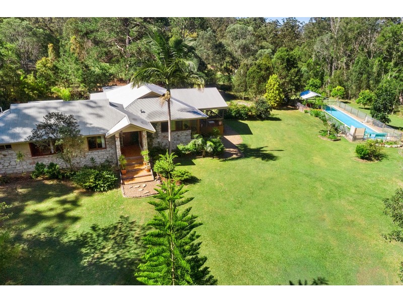 31 Mountain Street, Pomona QLD 4568