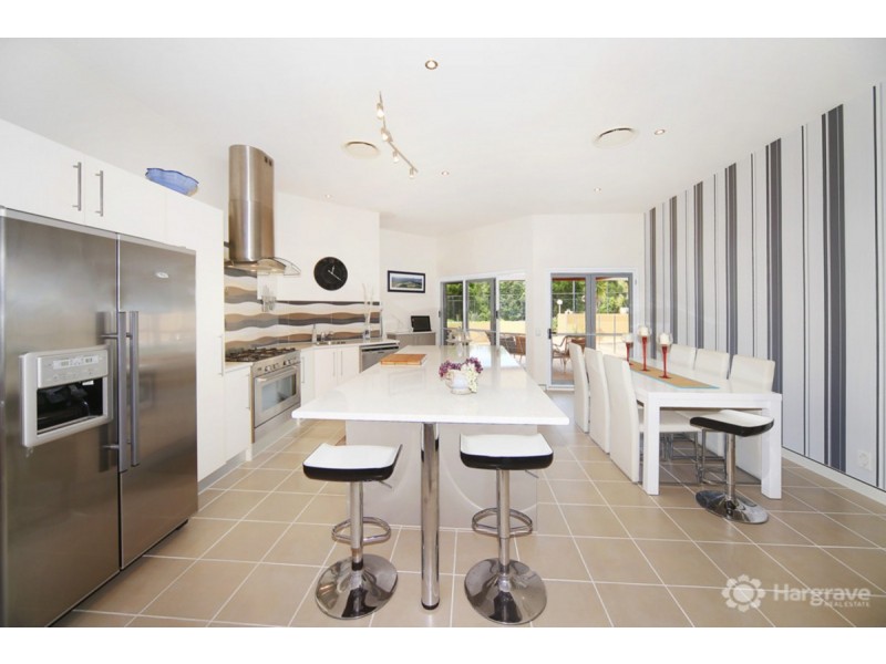 5 Eewah Court, Pomona QLD 4568