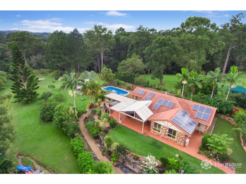 8 Underwood Close, Pomona QLD 4568