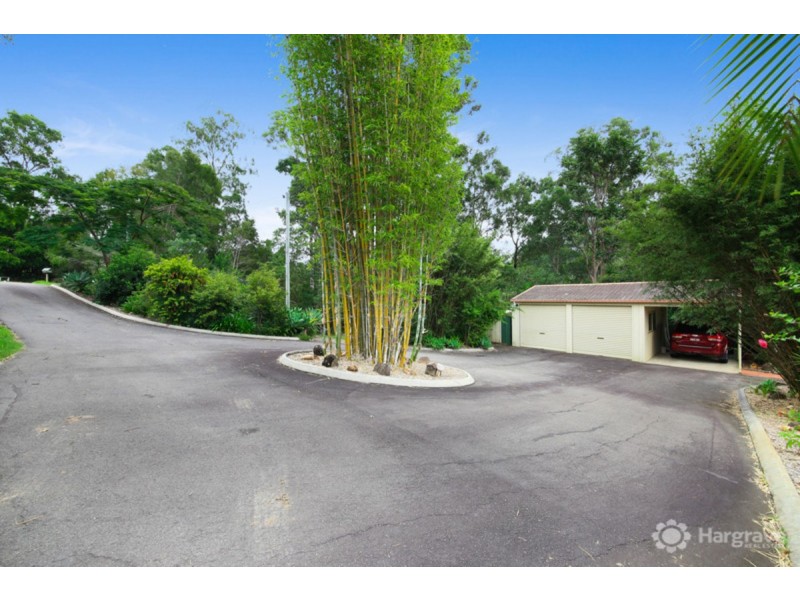 8 Underwood Close, Pomona QLD 4568