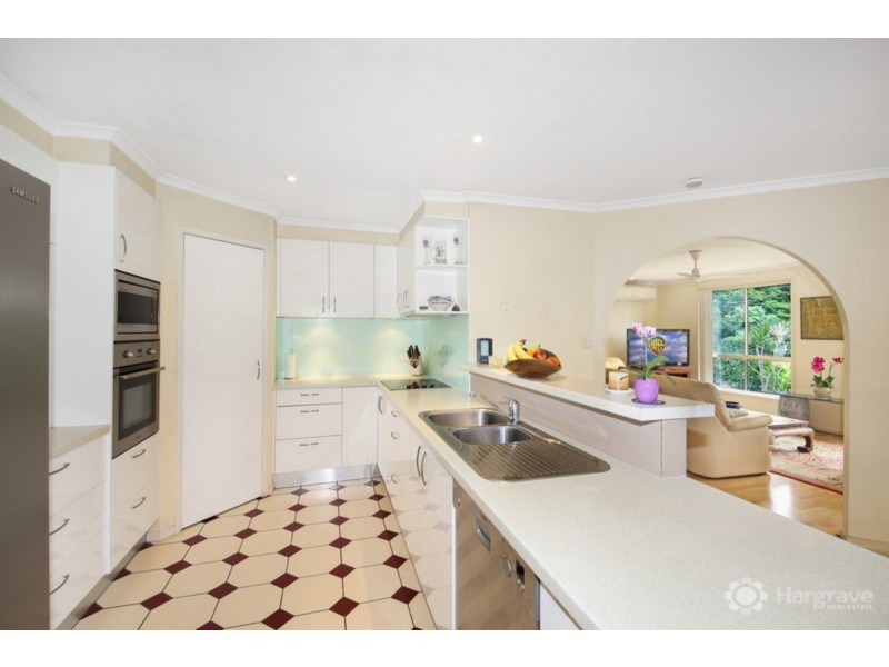 8 Underwood Close, Pomona QLD 4568