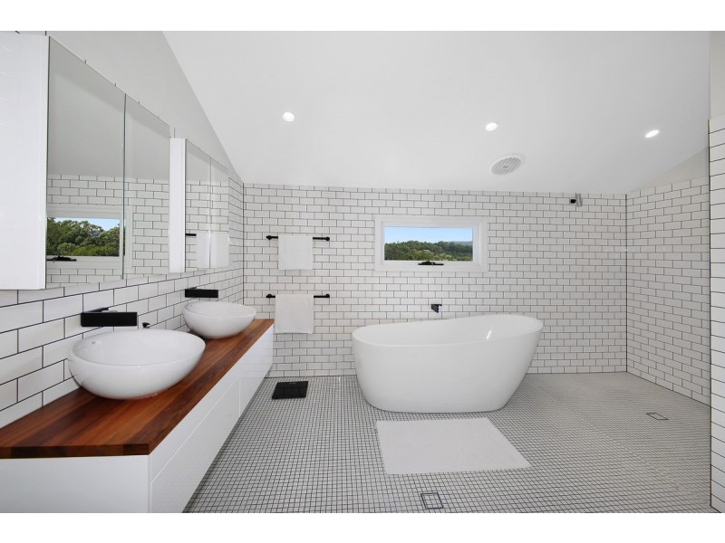 561 Gympie Kin Kin Road, Kin Kin QLD 4571