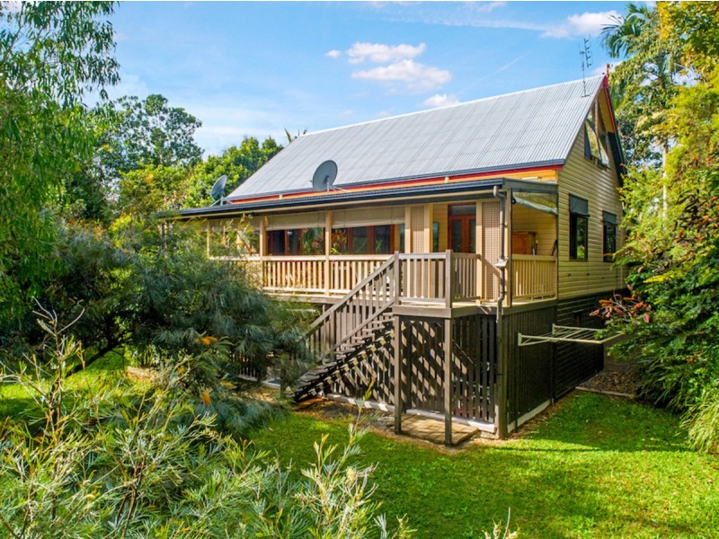 130 Noakes Road, Traveston QLD 4570