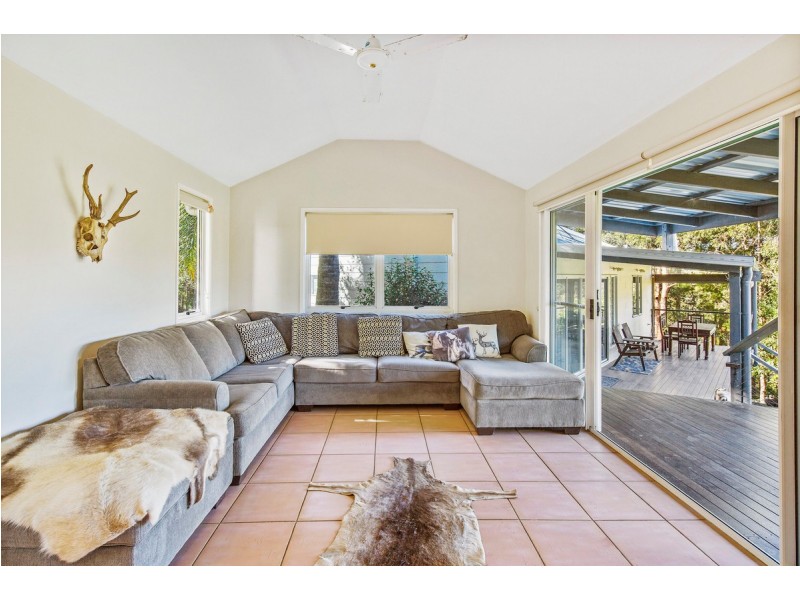 490 Cootharaba Road, Cootharaba QLD 4565