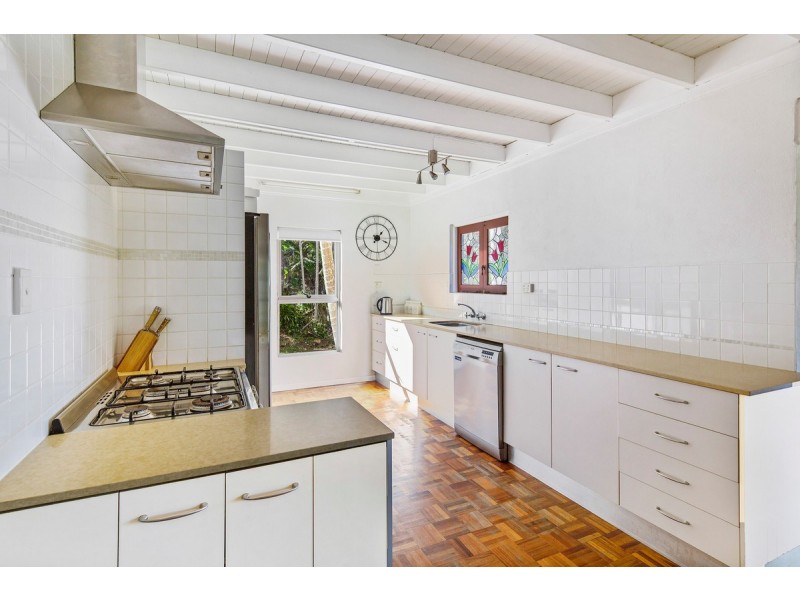 490 Cootharaba Road, Cootharaba QLD 4565