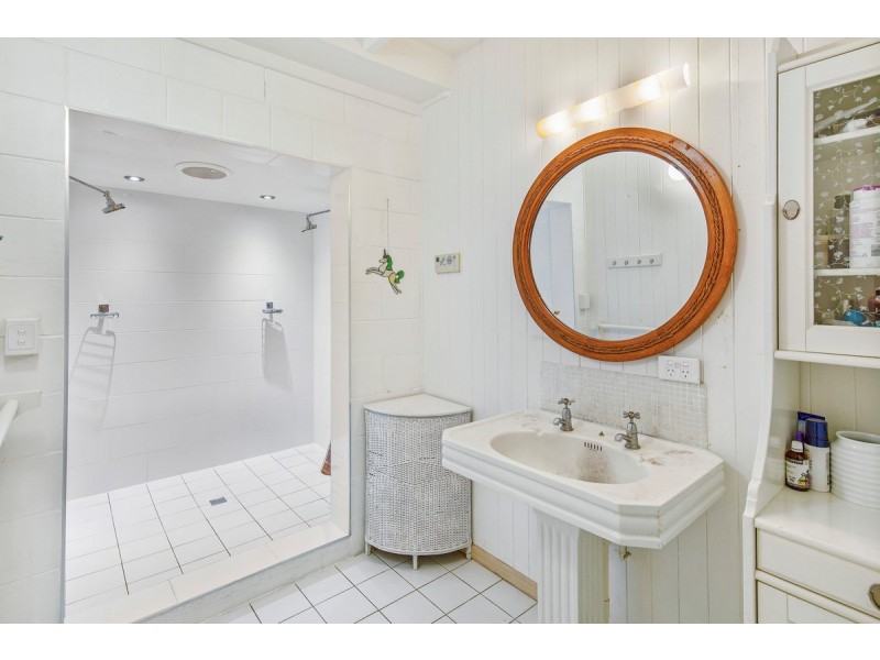 490 Cootharaba Road, Cootharaba QLD 4565