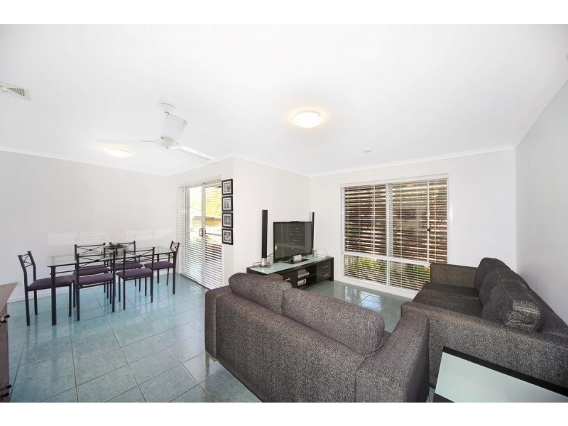 1 Royal Court, Cooran QLD 4569