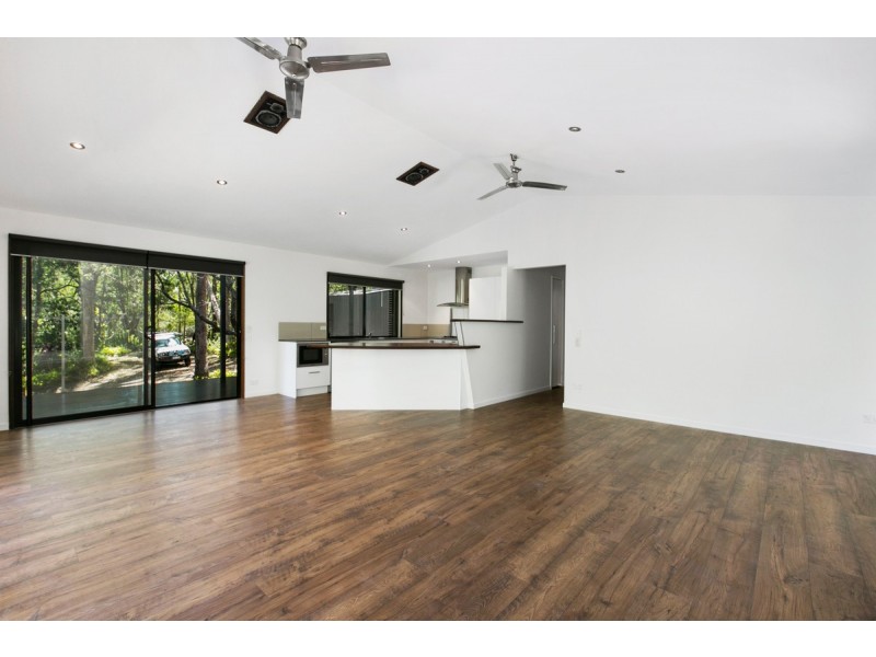 60 Highfield Rise, Pomona QLD 4568