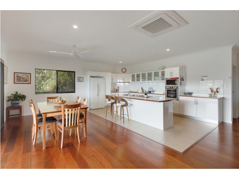 40 Brewers Road, Cooran QLD 4569