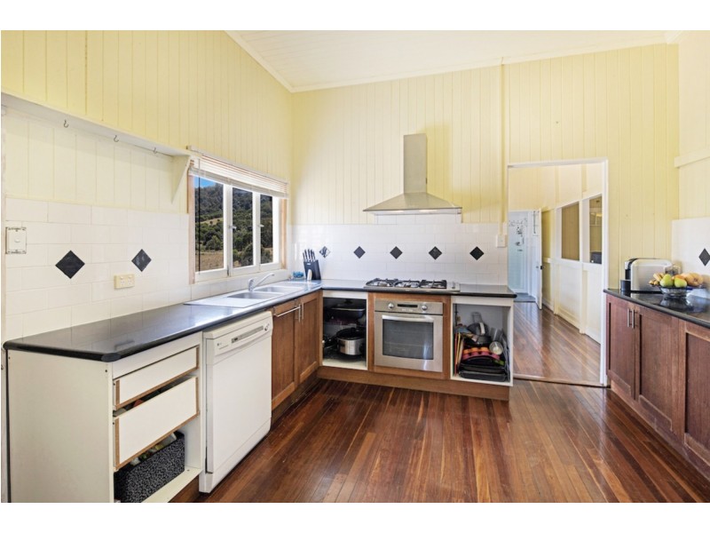 89 Maguires Lane, Cooran QLD 4569