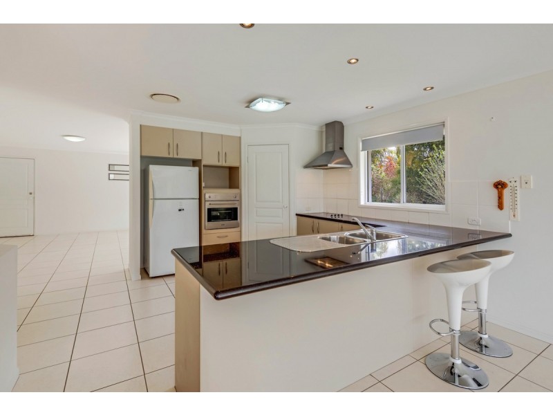 11 Elandra Terrace, Pomona QLD 4568