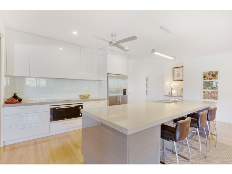 12 Songbird Drive, Pomona QLD 4568