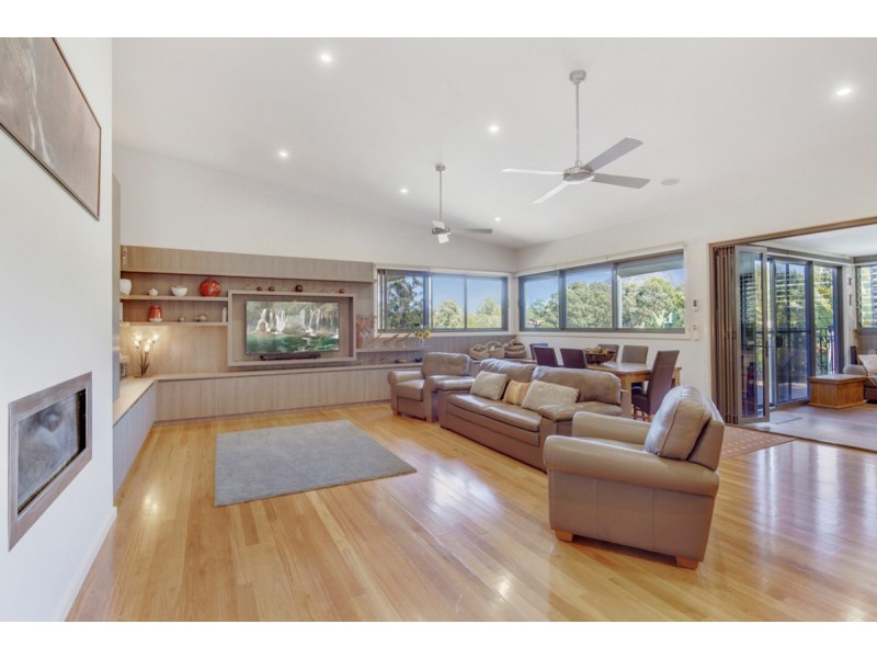 12 Songbird Drive, Pomona QLD 4568