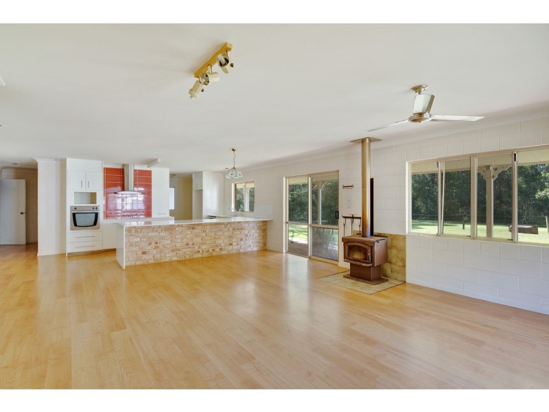 2395 Old Noosa Road, Cooran QLD 4569