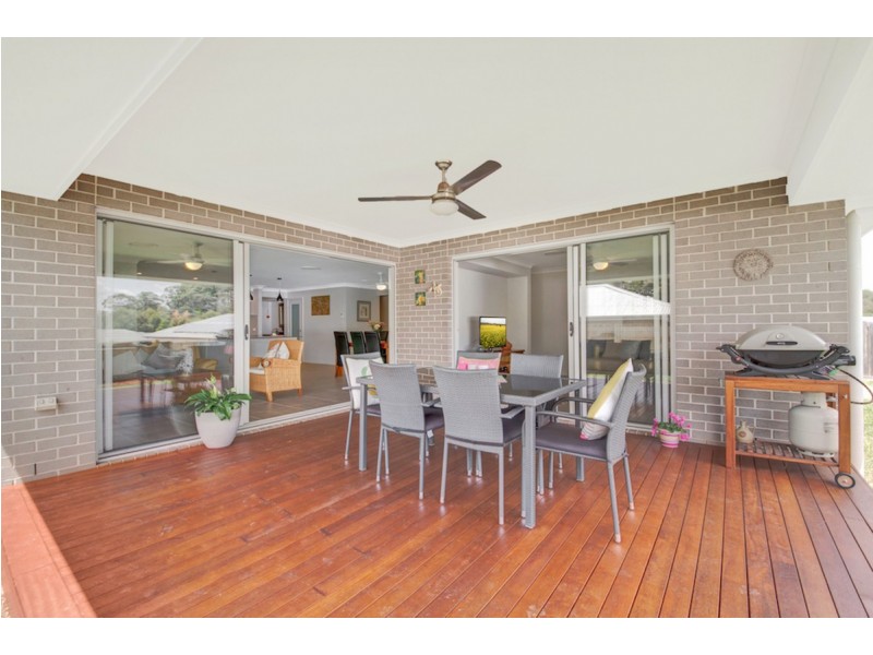 57 Lake Macdonald Drive, Cooroy QLD 4563