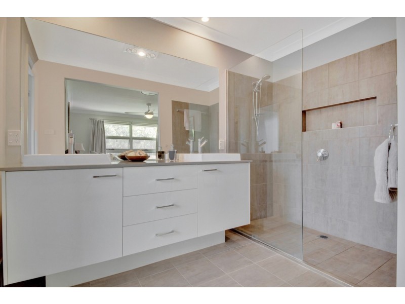 57 Lake Macdonald Drive, Cooroy QLD 4563