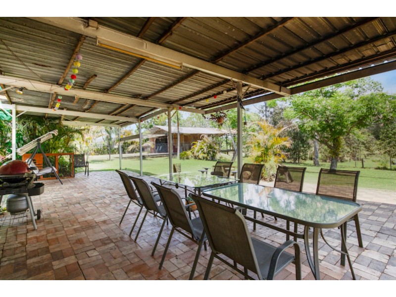 628 Traveston Road, Traveston QLD 4570