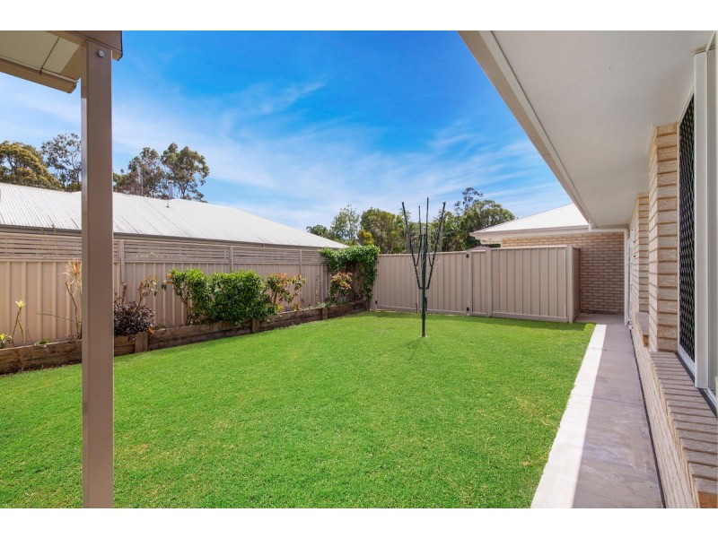 5 Oak Street, Cooroy QLD 4563