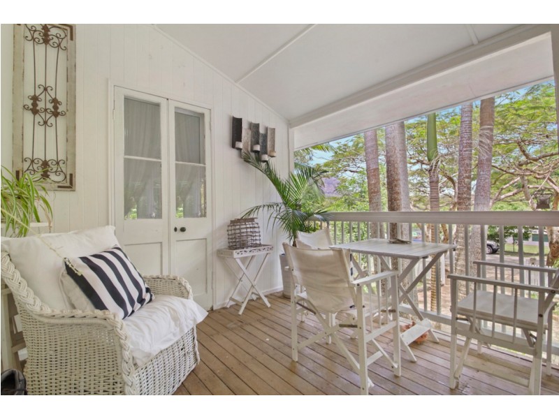 20 Pavilion Street, Pomona QLD 4568