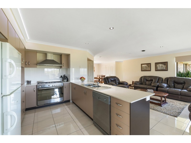 226 Tandur-Traveston Road, Traveston QLD 4570