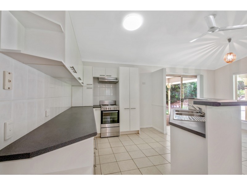 14 Cane Street, Pomona QLD 4568
