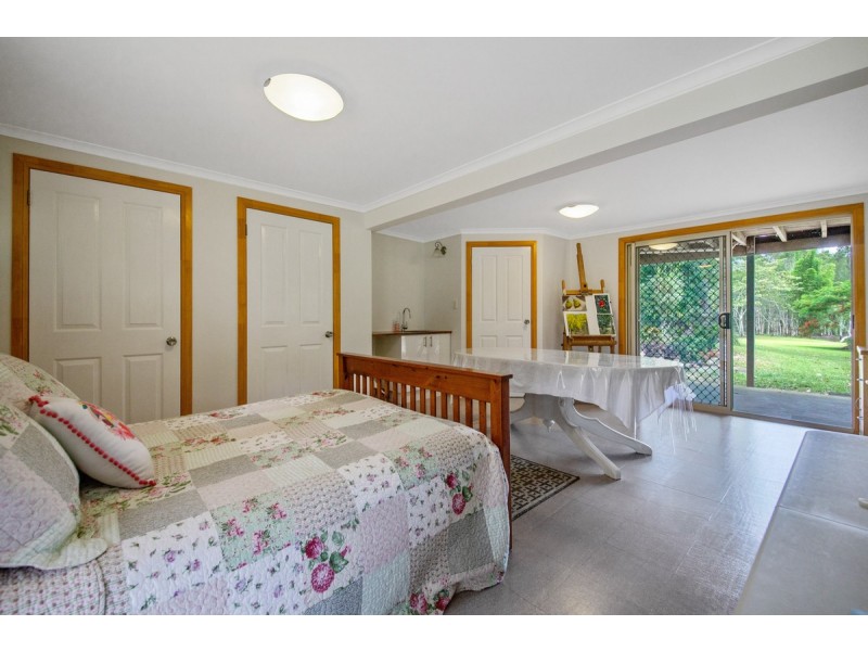 55 Hatch Road, Cootharaba QLD 4565