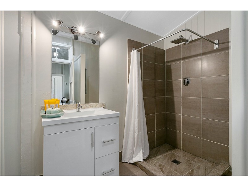 65 Main Street, Kin Kin QLD 4571