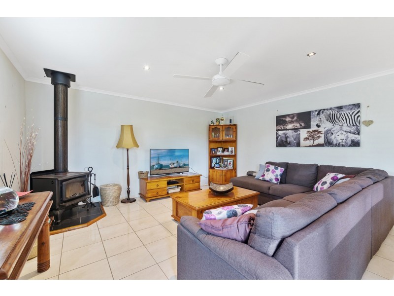 2/23 Olivine Street, Cooroy QLD 4563